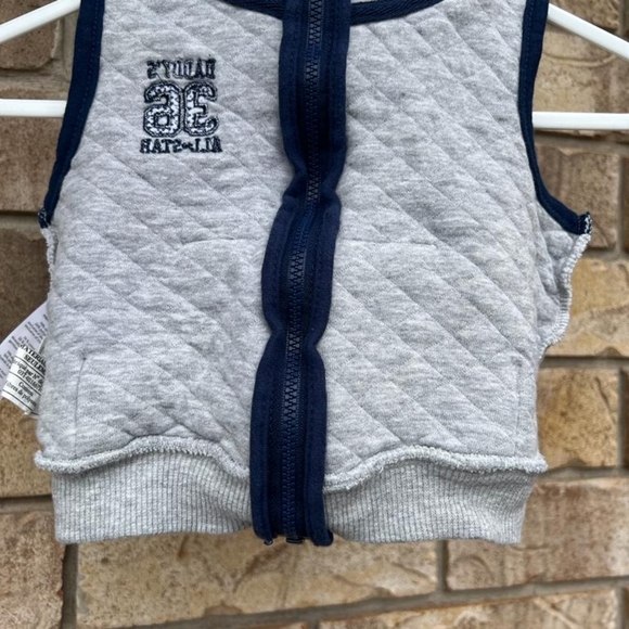 Cater's Daddy All Star Vest - Picture 2 of 6